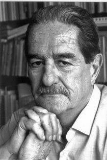 Kostas Axellos